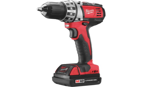 Milwaukee M18 18 Volt Lithium-Ion 1\/2 In. Compact Cordless Drill Kit Milwaukee M18 18 Volt Lithium-Ion 1\/2 In. Compact Cordless Drill Kit